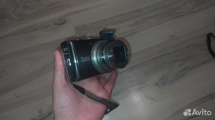 Фотоаппарат Canon PowerShot SX200 IS