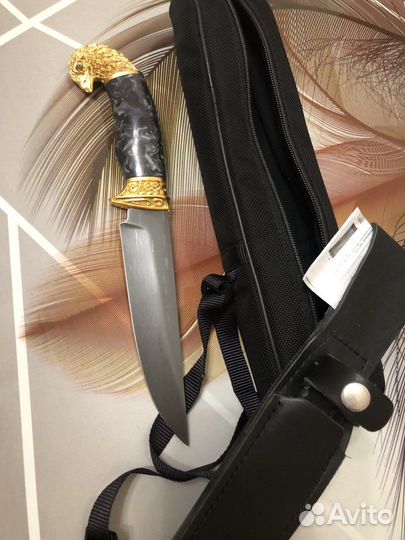 Украшенный нож