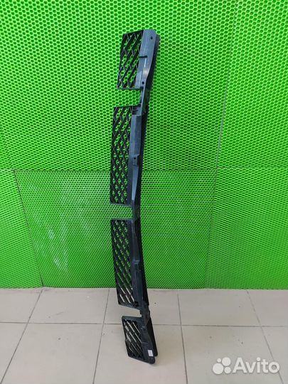 Кронштейн заднего бампера Volkswagen Touareg FL