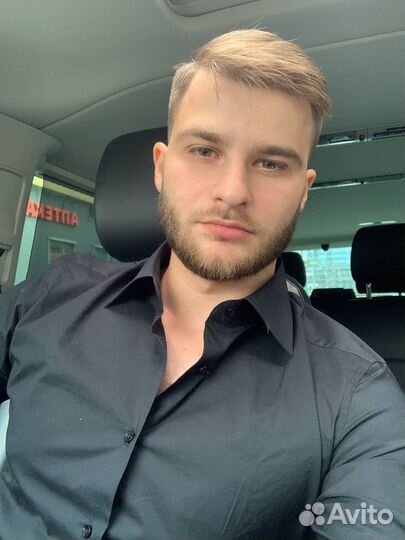 Водитель с личным авто или на авто компании