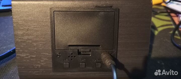 Часы будильник perfeo trigonal