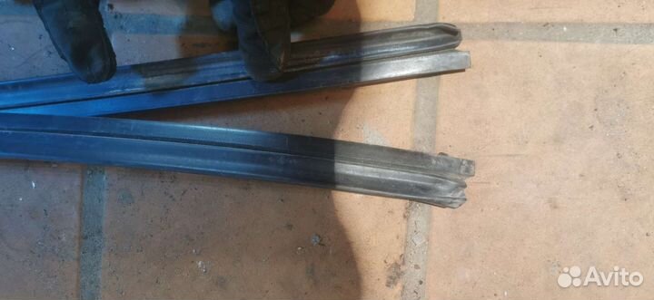 Уплотнители порогов mercedes 124 седан