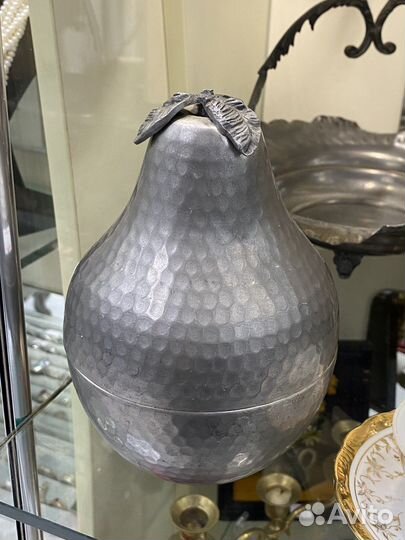 Интерьерная груша шкатулка олово Италия