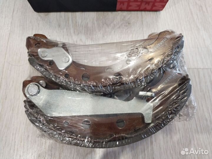 Тормозные барабанные колодки M2520203 Skoda