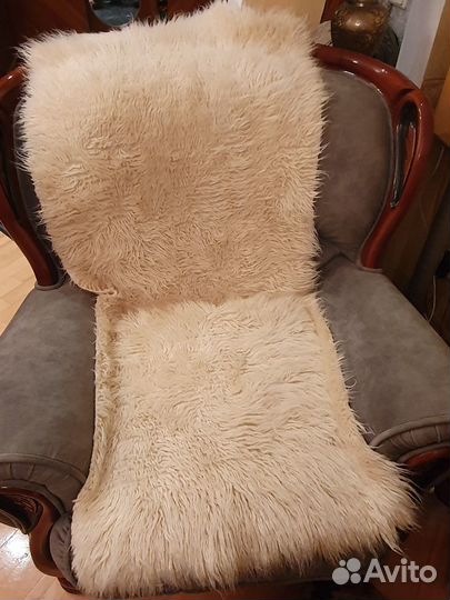 Шерстяные накидки на кресло