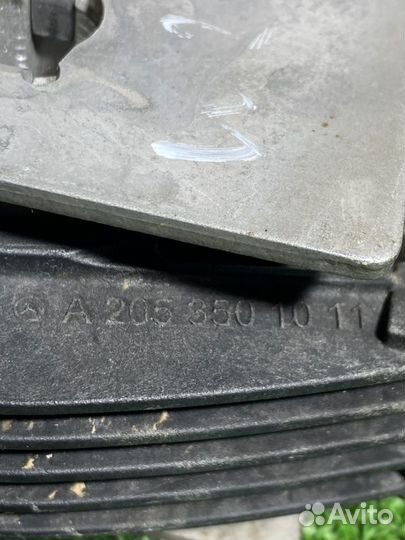 Кронштейн редуктора задний Mercedes-Benz C-Class