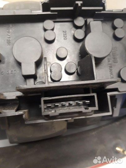 Фонарь левый Skoda Octavia