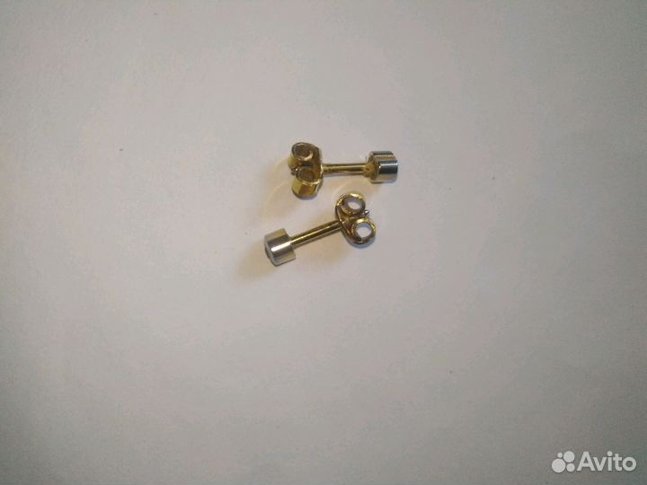 Золотые серьги