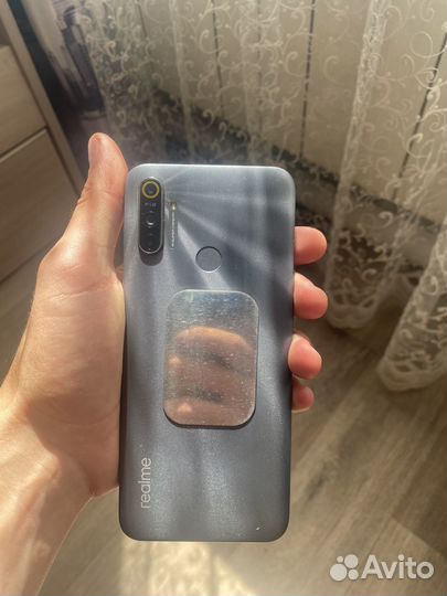 Телефон realme c3