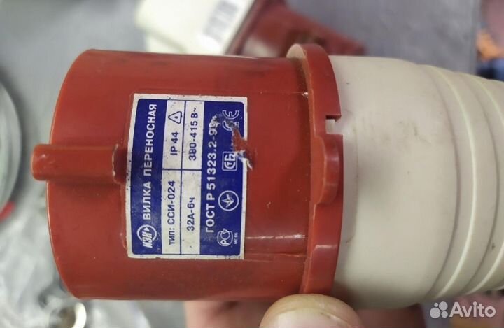 Розетка и вилка сси-124