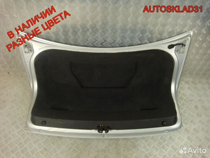 Крышка багажника Volkswagen Passat B5+ 3B5827025AK