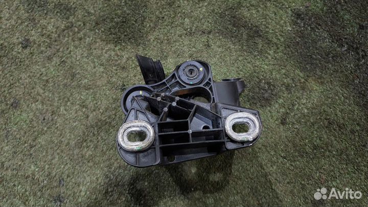 Кронштейн блока ABS (насос) W212,S212,W204