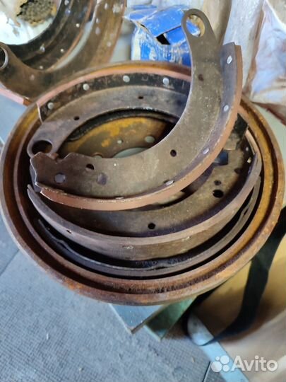 Тормозные колодки УАЗ