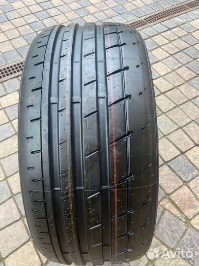 Bridgestone Potenza S007 245/35 R20 и 285/35 R20 100Y