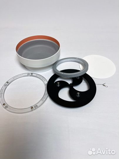 Щелевая вентиляционная решетка