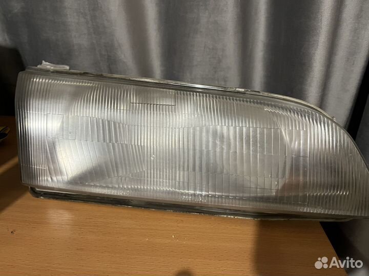 Фара toyota sprinter 110 правая