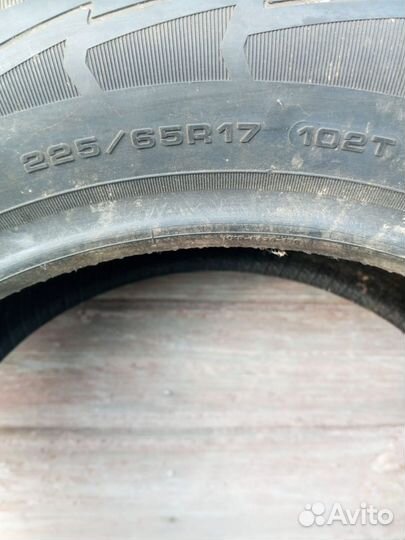 Goodyear UltraGrip Ice 225/65 R17