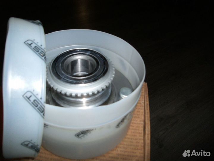 Ступица заднего колеса Митсубиси Лансер 9