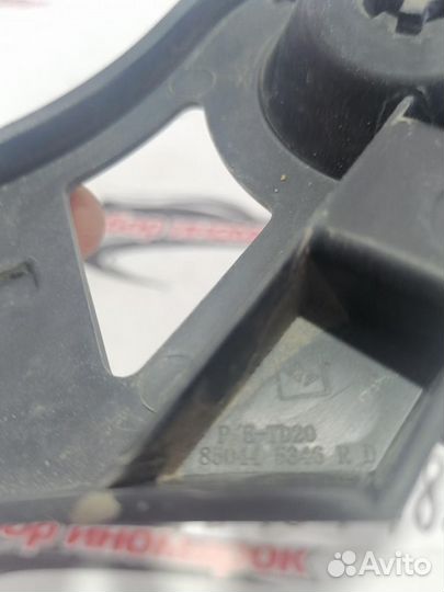 Кронштейн заднего бампера правый Logan H4MD438 L8