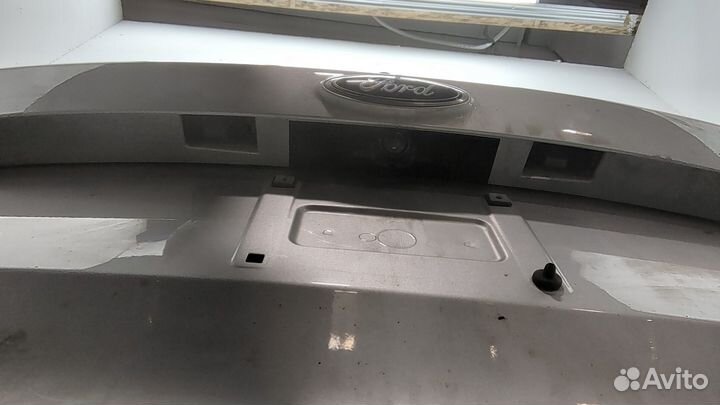 Крышка багажника Ford Escape 2015, 2019