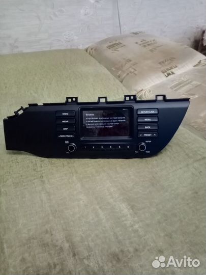 Штатная магнитола на kia-rio 4