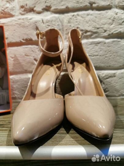 Туфли с ремешком цвет пудра беж