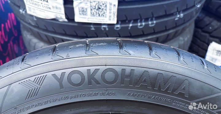 Yokohama Advan Sport V107B 305/30 R21 104Y