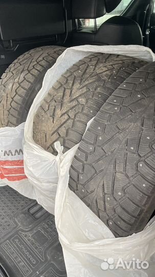 Pirelli Ice Zero 265/50 R20