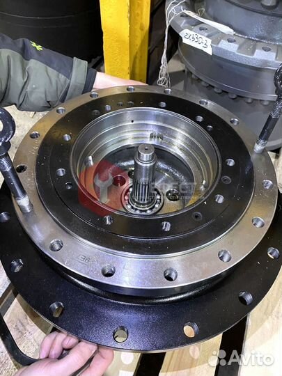 Бортовой редуктор Hitachi ZX160