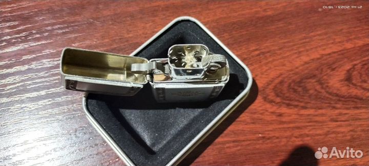 Зажигалка zippo
