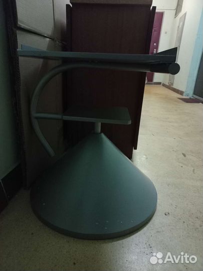 Стойка для телевизора