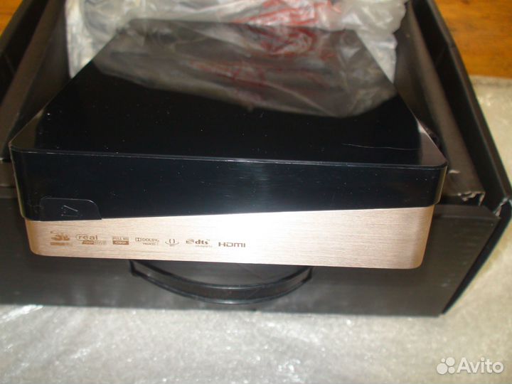 Медиаплеер Iconbit Movie3D Deluxe