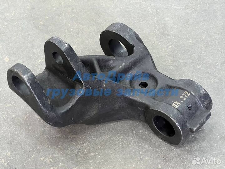 Кронштейн рессоры Мерседес Актрос передний правый