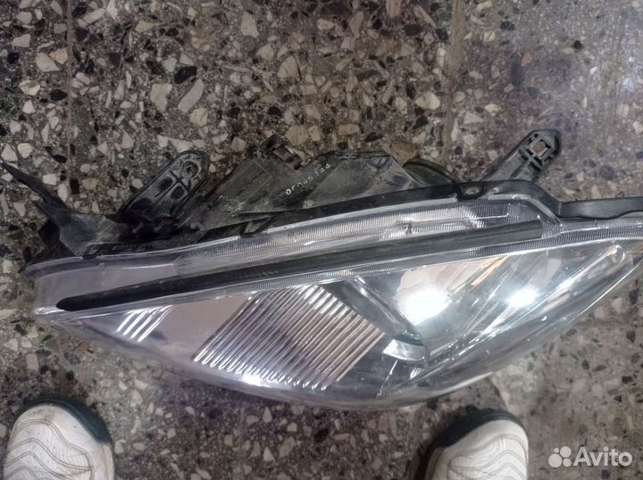 Фара левая на mitsubishi lancer 9