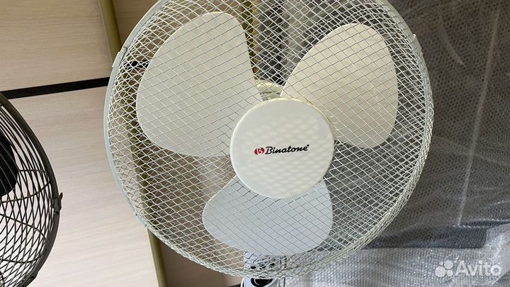 Вентилятор напольный Binatone SF-1650R