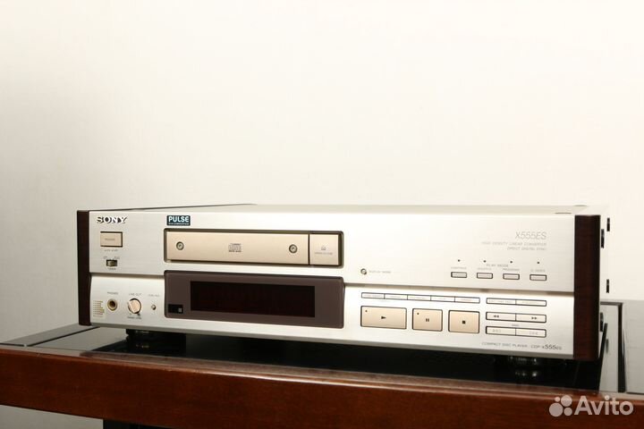 CD проигрыватель Sony CDP-X555ES