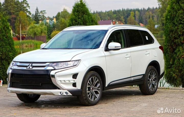 Бампер передний Mitsubishi outlander XL рестайлинг