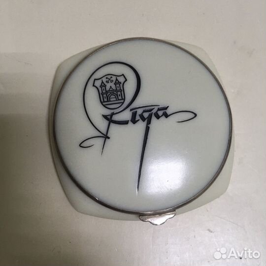 Ретро пудреница, мыльница, мыло