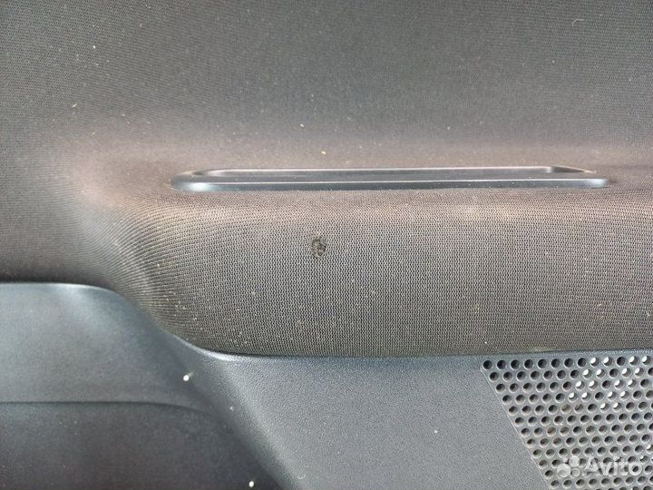 Обшивка двери задней правой Renault Megane 2 1.4