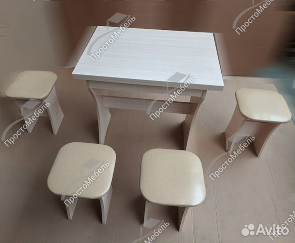 Обеденная группа с поворотно-раскладным столом
