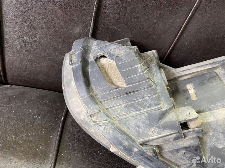 Правая фара Hyundai Solaris 1 (2010-2014)