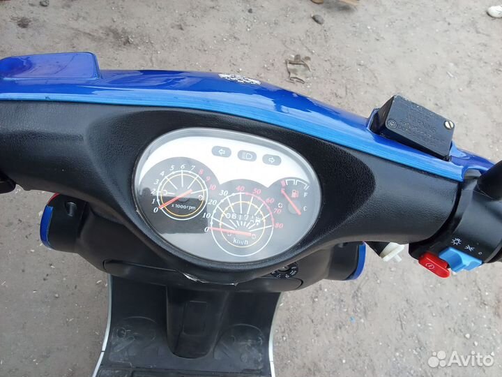 Скутер 80 кубов