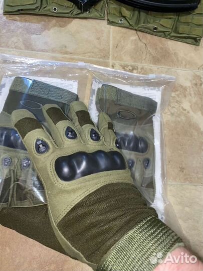Перчатки тактические