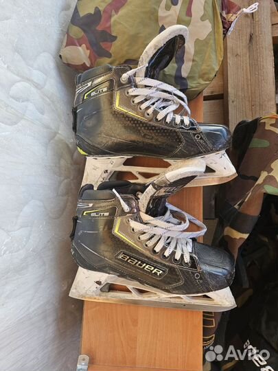 Хоккейные коньки bauer