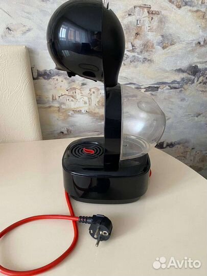 Продам капсульную кофемашину Dolce Gusto KP130810