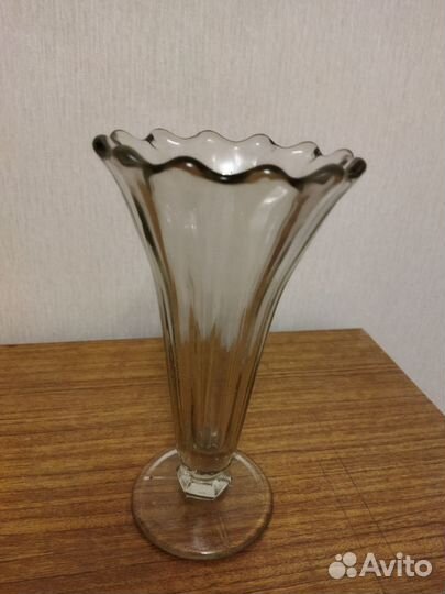 Ваза, стекло