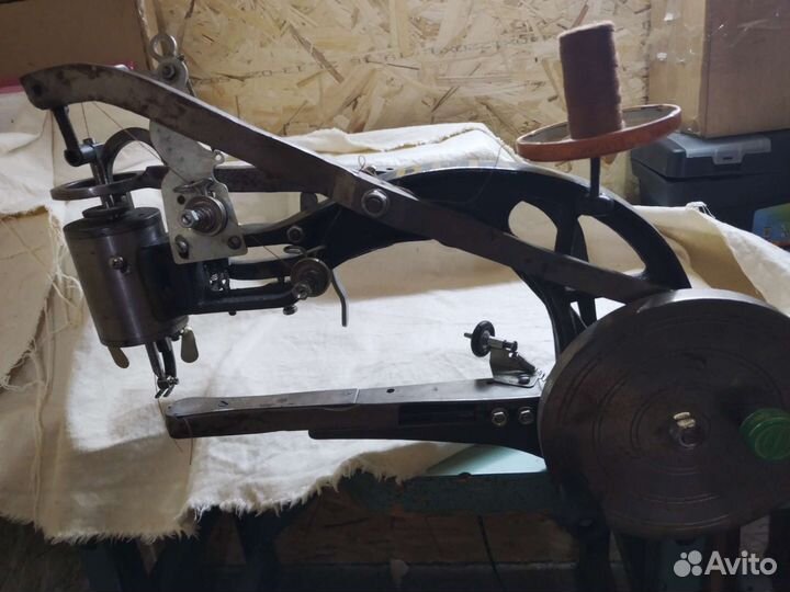 Обувная швейная машинка версаль