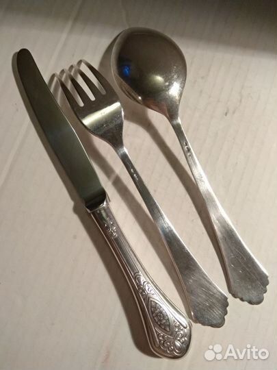 Набор столовых приборов. Серебро