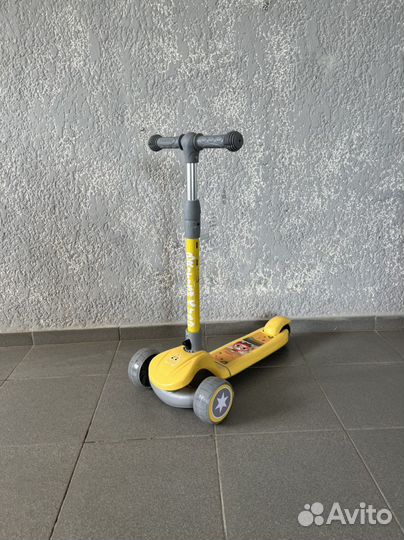 Самокат трехколесный складной новый