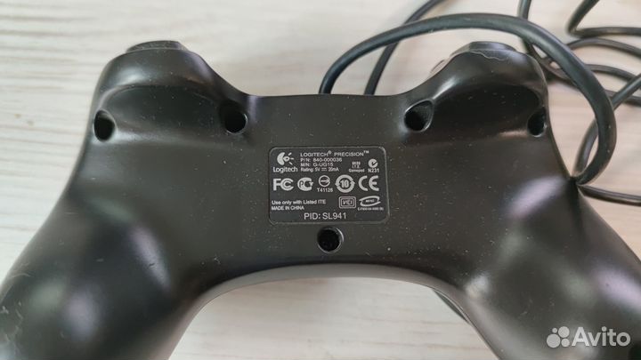 Джойстик Logitech Precision